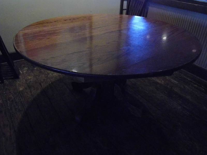 lot 144 image: Oak Pedestal Round Table