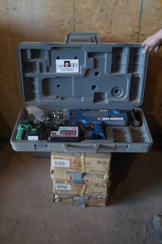 lot 15 image: Rebar Tier Guns & Rebar Wire