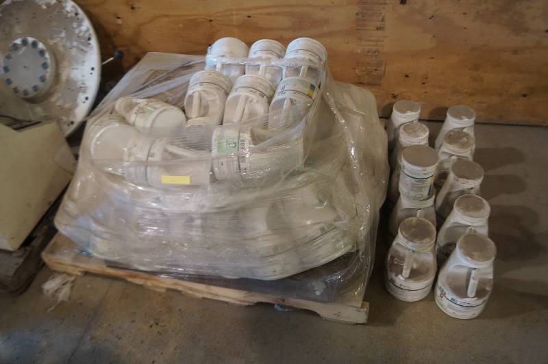 lot 24 image: Pallet of Tint Color for Stucco