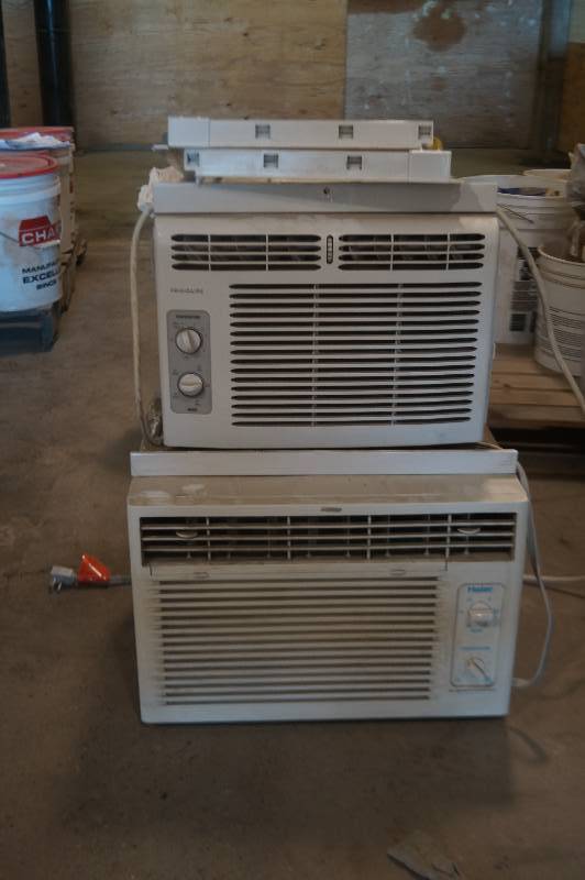 lot 34 image: Air Conditioners