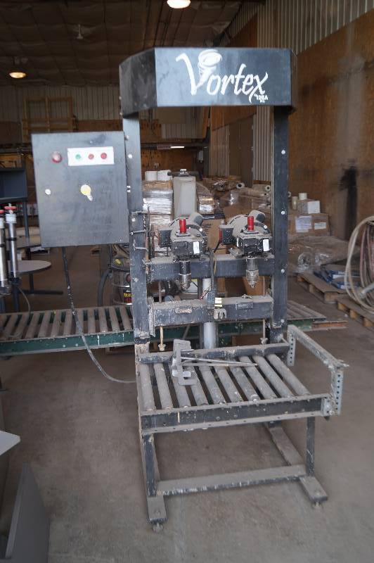 lot 60 image: Vortex Pail Mixer