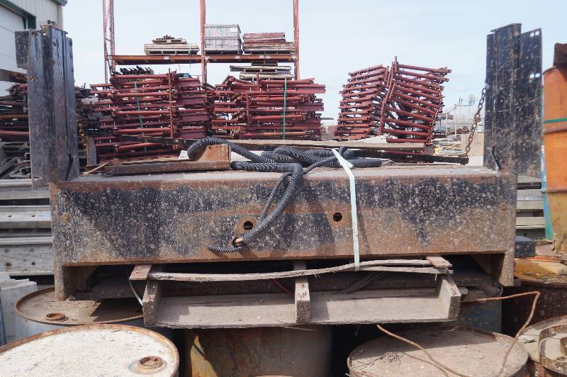lot 66 image: Tommy Gate Lifts