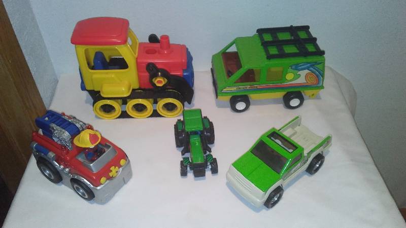 lot 17 image: Toy Trucks (5) Plastic Tractors, Nylint, Fisher Price,
