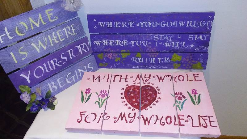 lot 26 image: Shabby Chic Wedding Dcor (3) Great for Outdoor Wedding