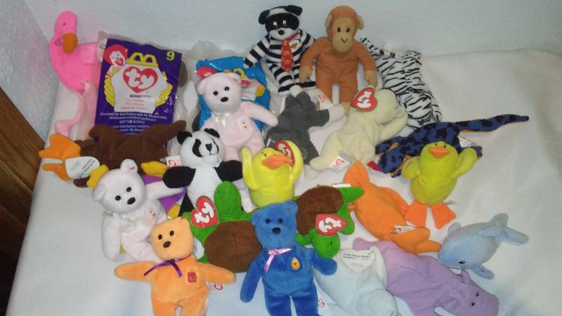 lot 47 image: Mc Donalds Beanie Baby (23) most with Heart Tags, All with Tush Tags