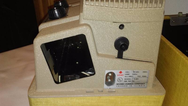 lot 51 image: Vintage Revere 555 Slide Projector with Original Box
