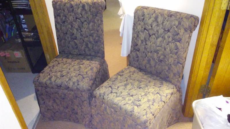 lot 125 image: Skirted Accent Chairs (2) on rollers