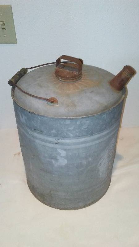 lot 132 image: Vintage Gas Can