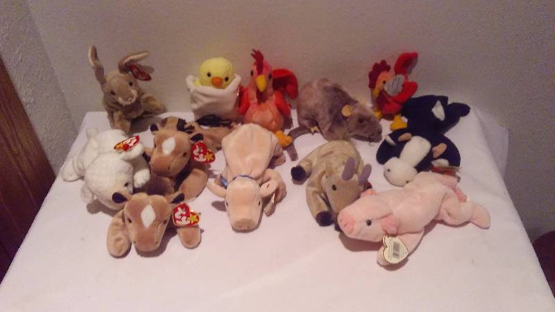 lot 233 image: Farm Animals Beanie Baby Collection (12) Displayed only, never played with, Heart Tags, All with Tush Tags