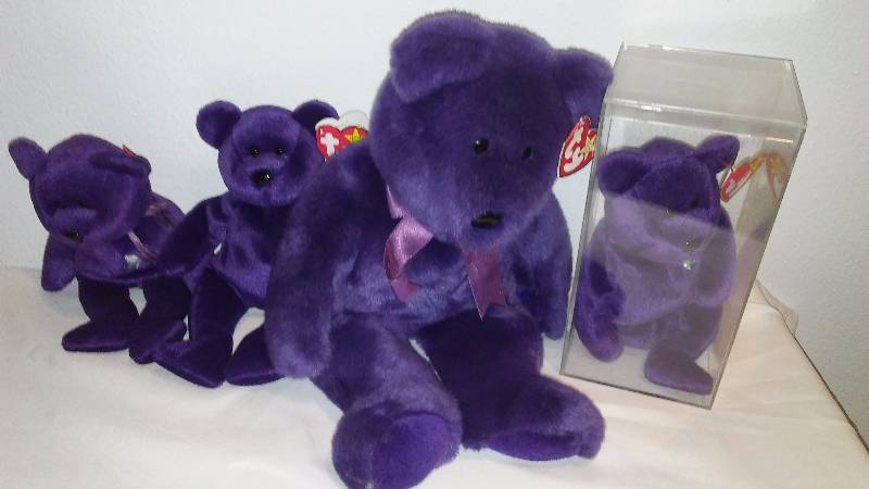 lot 243 image: Princess Beanie Baby Collection (4) Displayed only, never played with, Heart Tags, All with Tush Tags