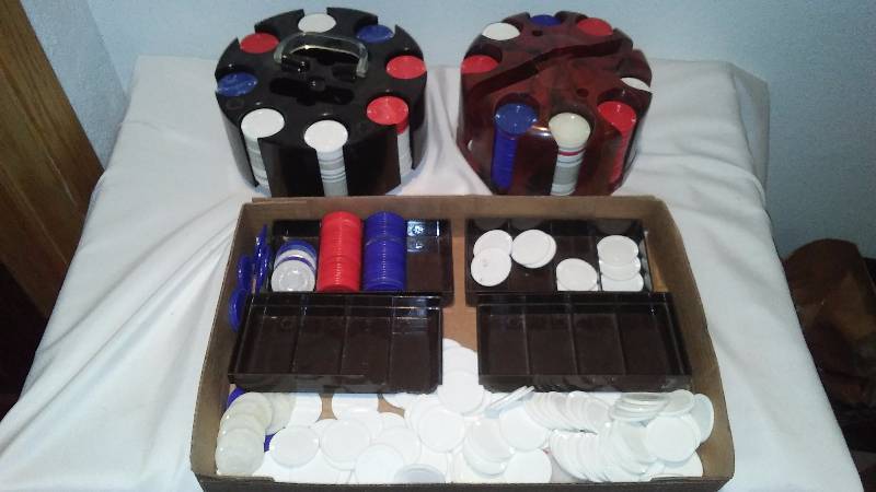 lot 150 image: Poker Chips