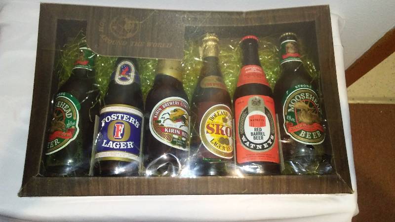 lot 210 image: Beer Around the World - New in Box
