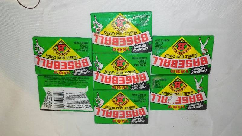 lot 219 image: 1989 Bowman Cards  Wax Packs (7)