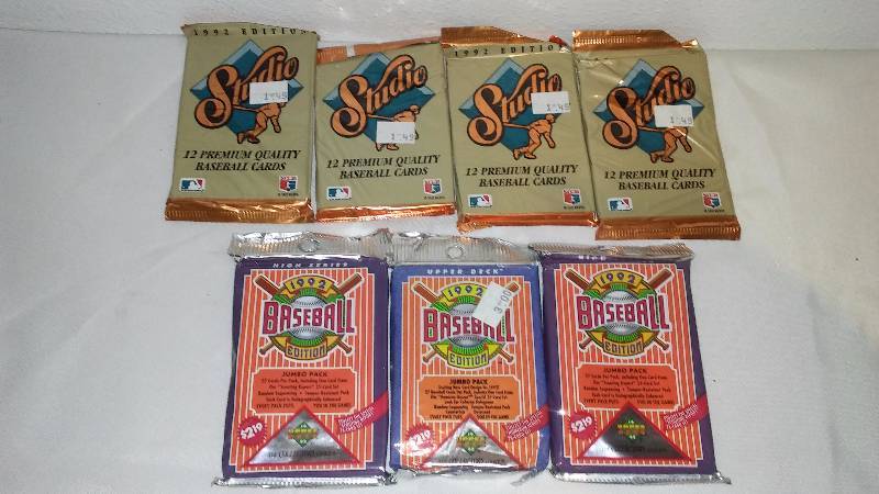 lot 222 image: Baseball Trading Cards, Bubble Gum, Wax Packs (7)