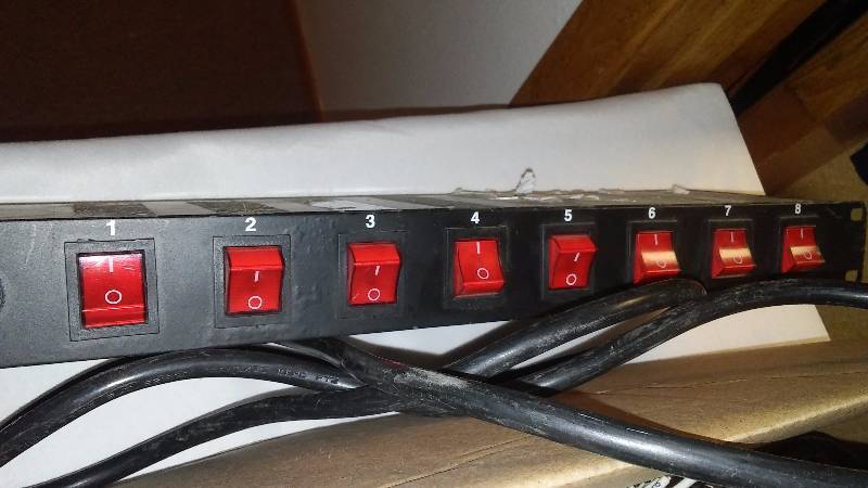 lot 260 image: PA Speaker Wire and DJ 8 station electrical power plug-in