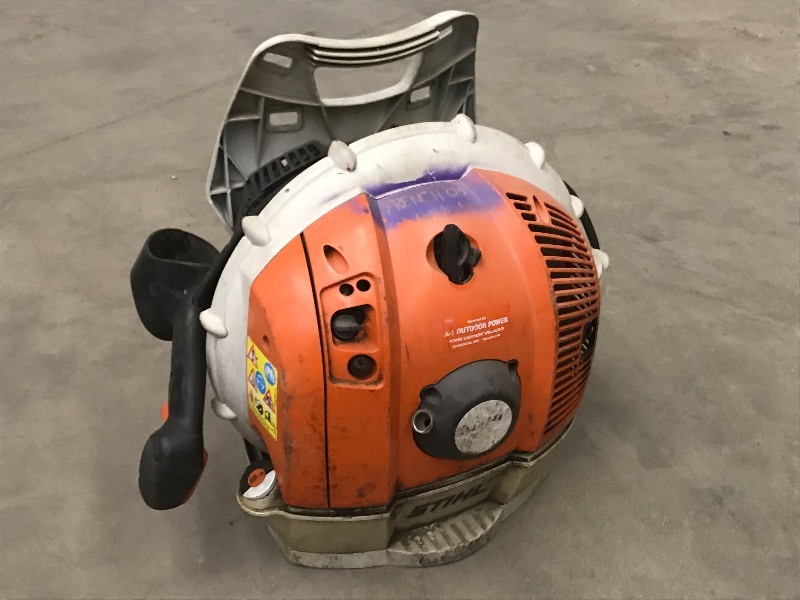 lot 13 image: Stihl BR600 Backpack Blower