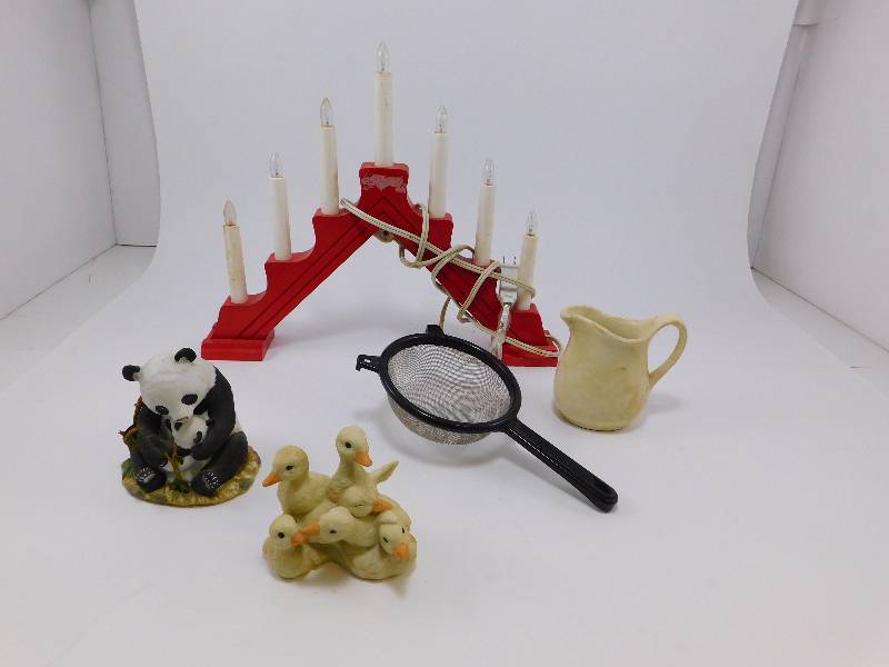 lot 12 image: Lot of Misc. Home Decor Items