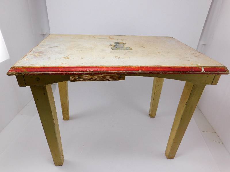 lot 16 image: Vintage Wood Childrens Table