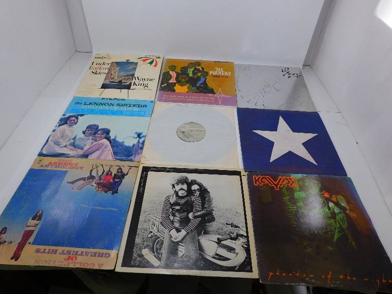 lot 20 image: Lot Of Albums