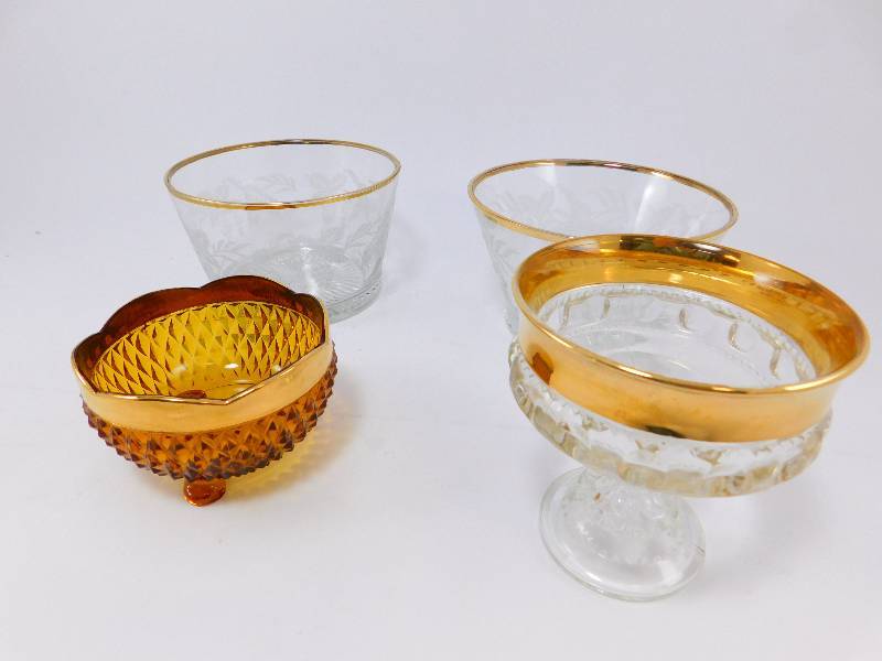 lot 26 image: Lot of various glass items