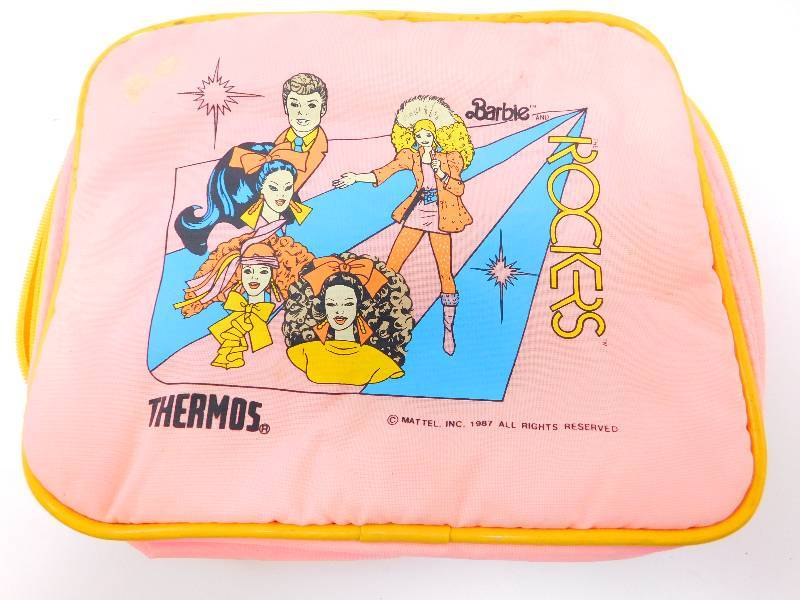 lot 49 image: Lot of Vintage Lunch-Time Items