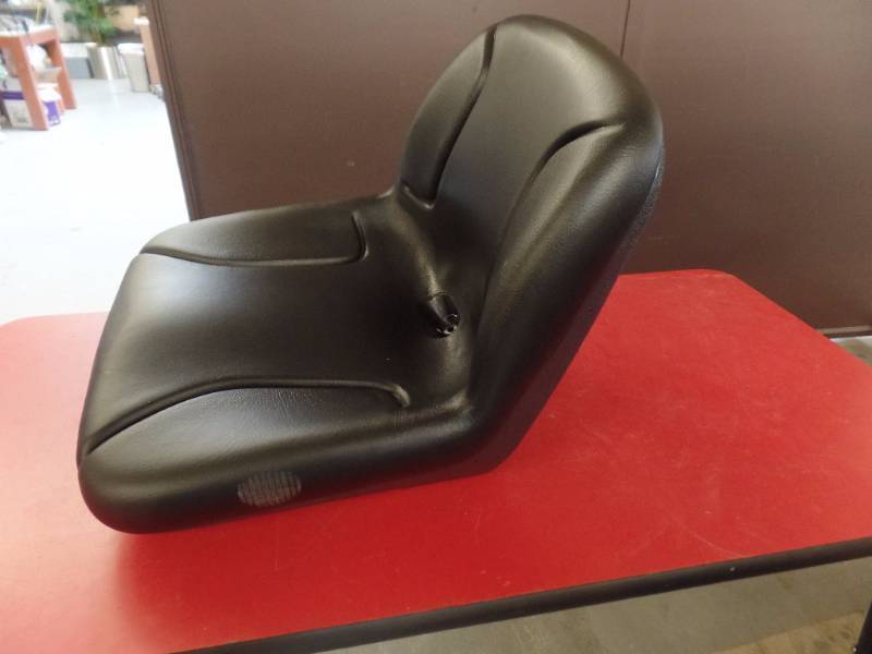 UTILITY VEHICLE  LAWN GARDEN SEAT