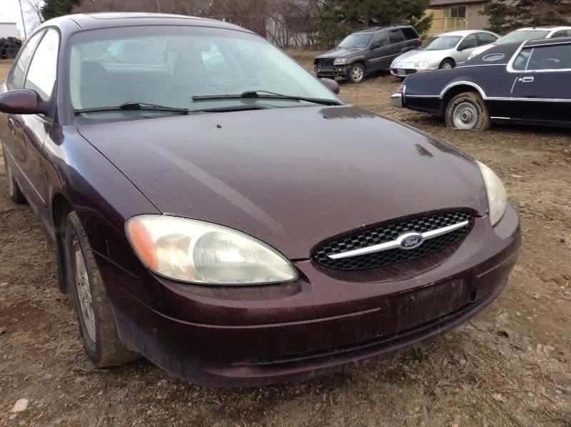 2000 Ford Taurus