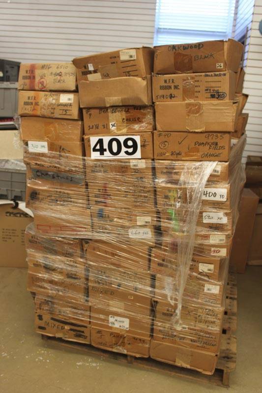 lot 409 image: Pallet of assorted ribbon approx. 5 foot tall