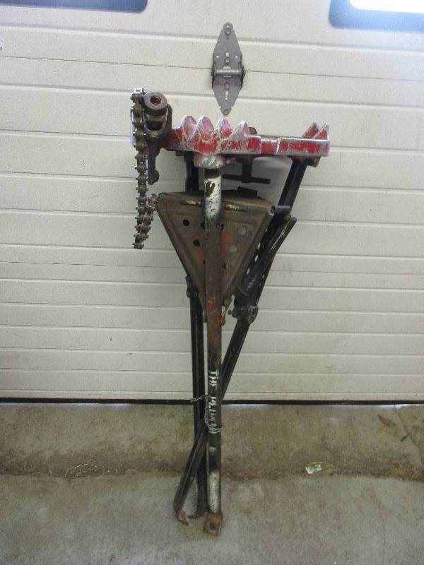 Pipe stand