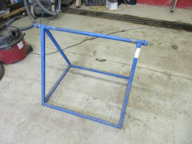 Reel stand