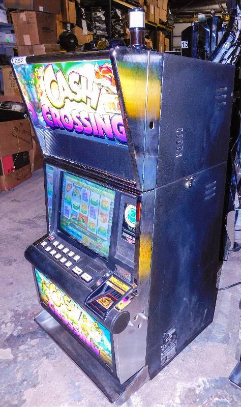 lot 1001 image: KONAMI CASH CROSSING VIDEO SLOT MACHINE
