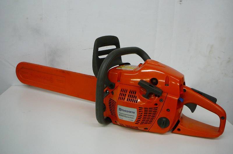 lot 5 image: Chain Saw
