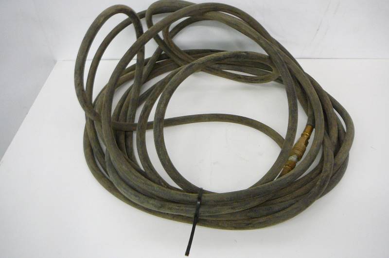 lot 7 image: Air Hose