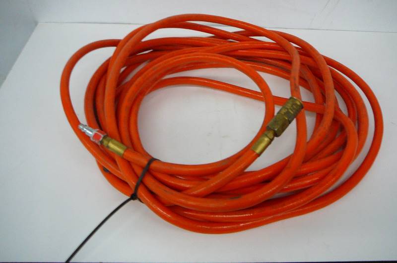 lot 8 image: Air Hose