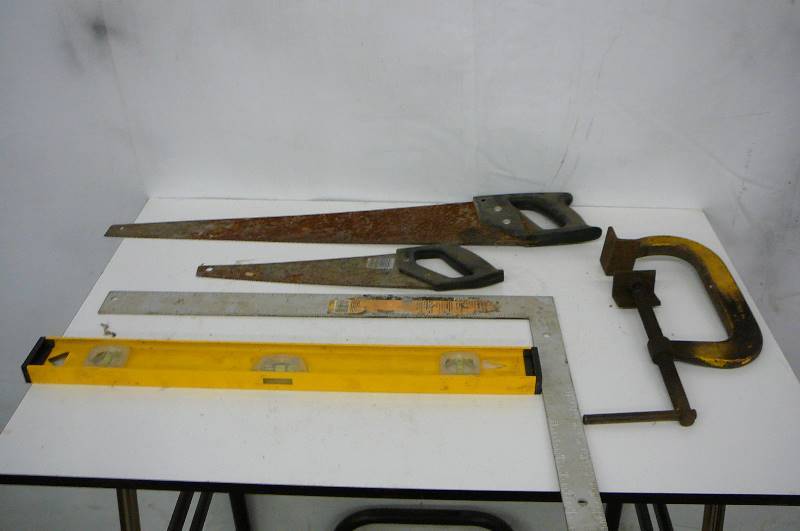lot 18 image: Lot of Hand Tools