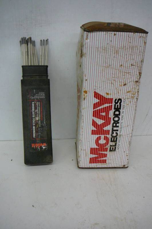 lot 19 image: Lot of Welding Rods