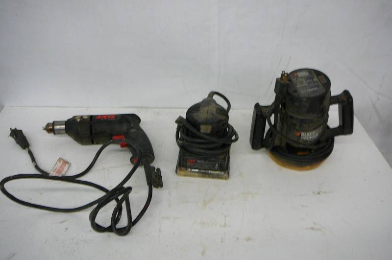 lot 28 image: Lot of Tools