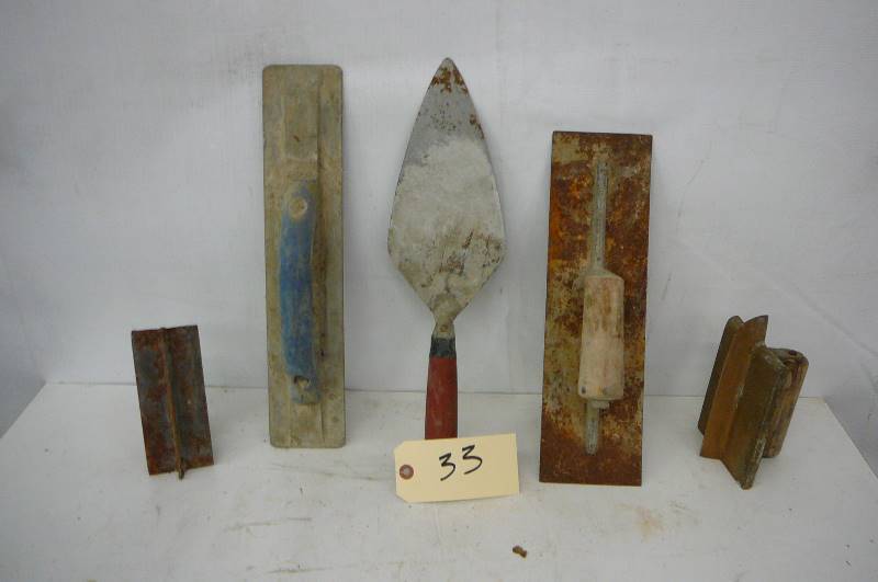 lot 33 image: Cement Tools