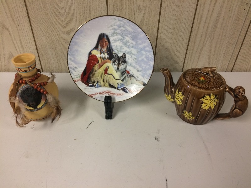 lot 81 image: American Indian Vase, Plate & Beaver Teapot