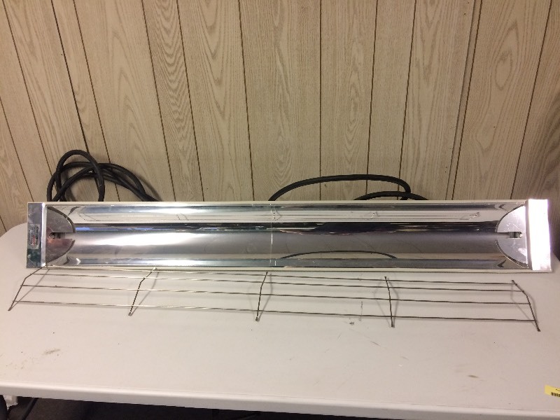 lot 91 image: New Infared Heater
