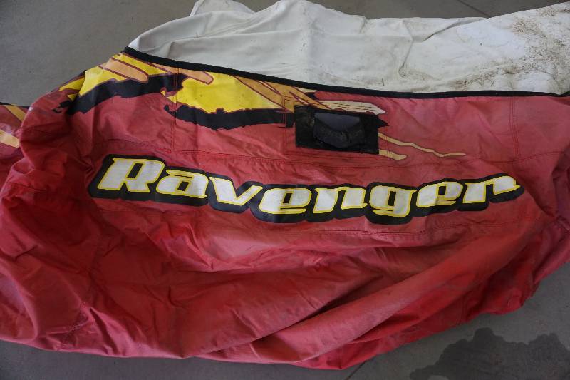 lot 25 image: Ravenger Tow Behind Tube