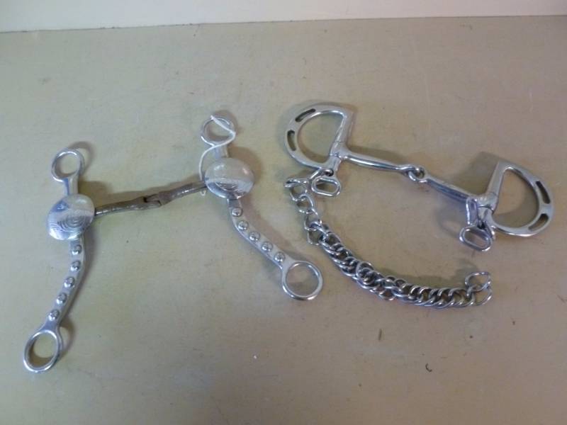 lot 46 image: Horse Equipment
