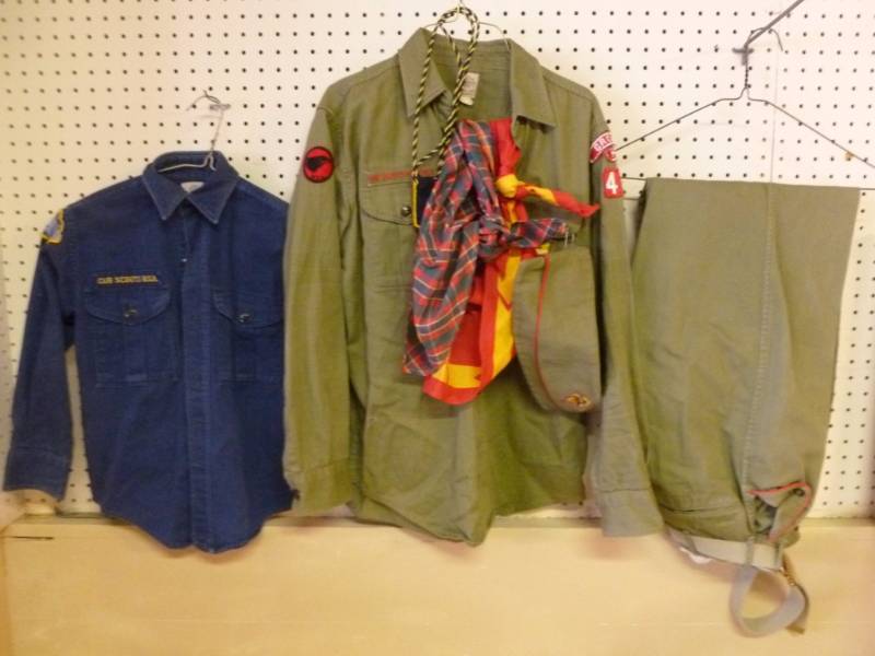 lot 73 image: Vintage Boy Scouts