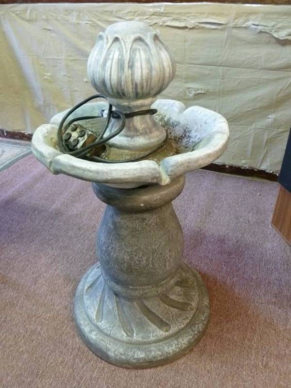 lot 107 image: Rock Garden Decoration