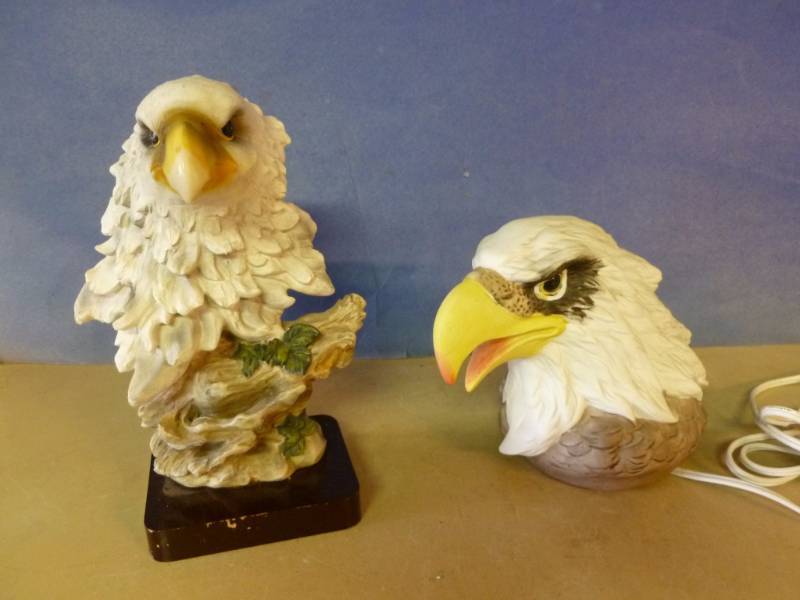 lot 108 image: Eagle Decorations