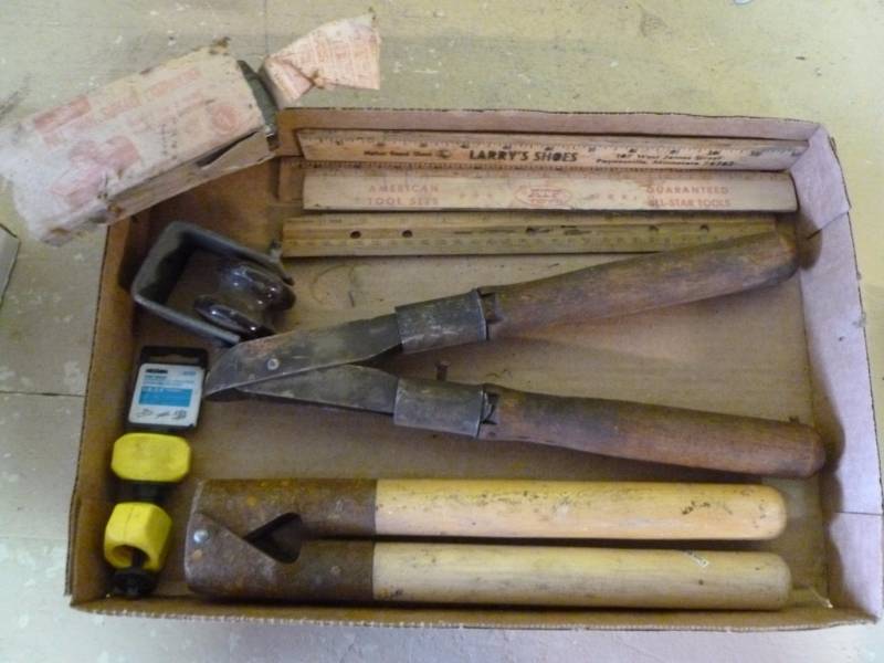 lot 139 image: Vintage Tools