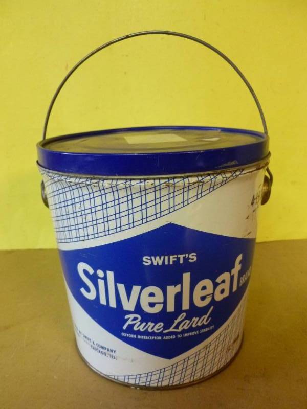 lot 170 image: Vintage Metal Container