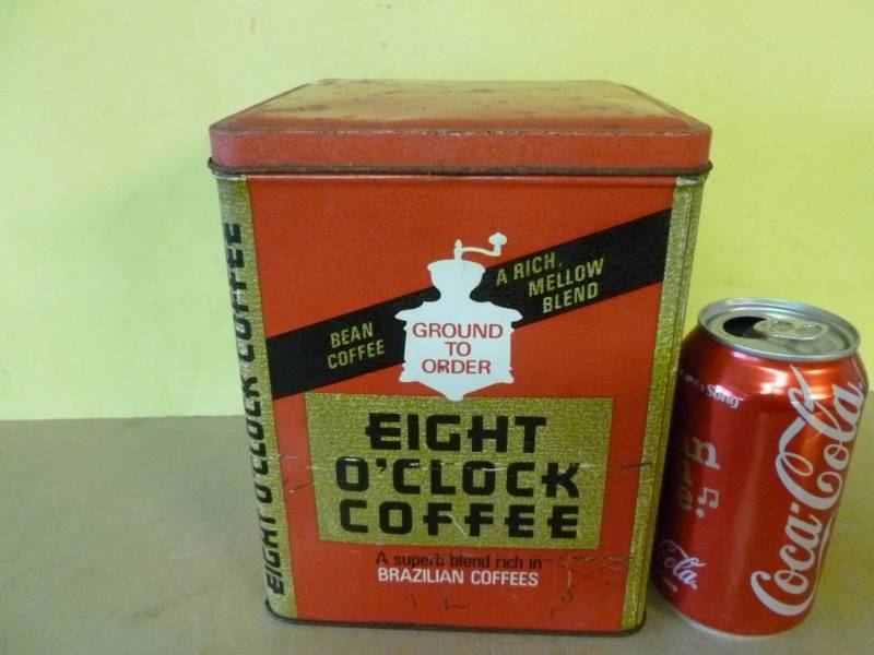 lot 171 image: Vintage Metal Container