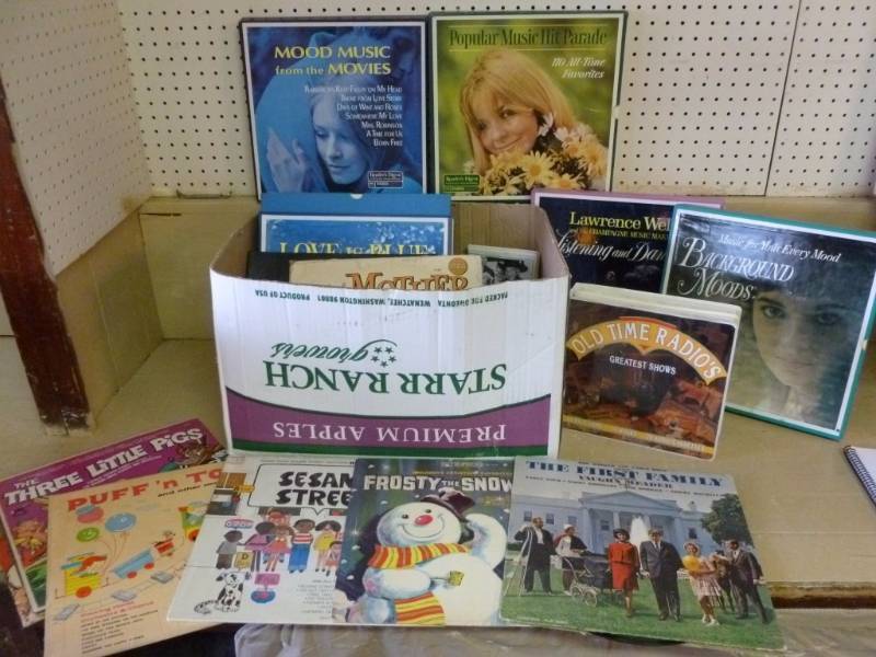 lot 196 image: Record Albums