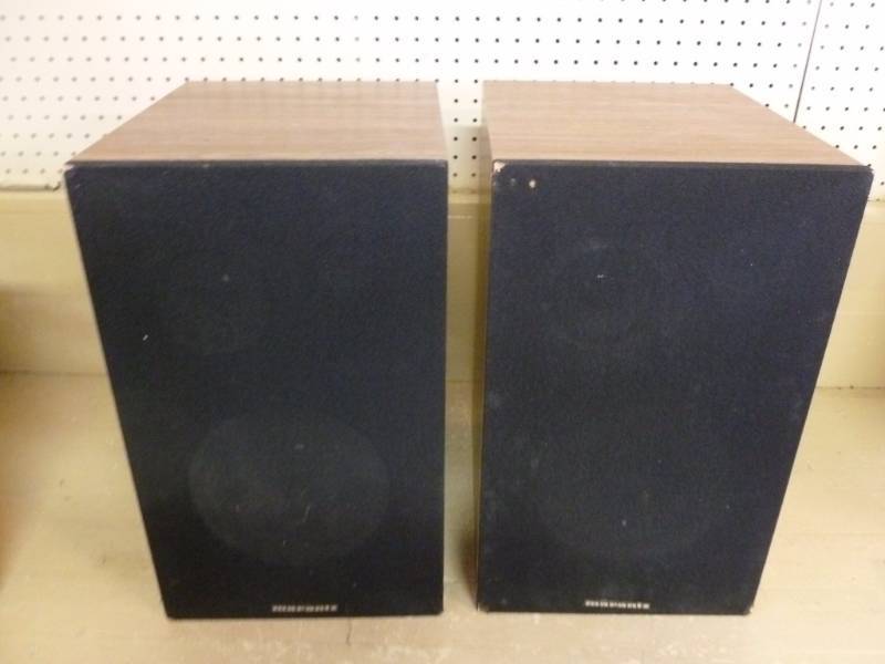 lot 208 image: Marantz Speakers